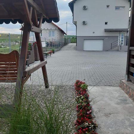 Casa Alba Hotel Sandulesti Екстериор снимка