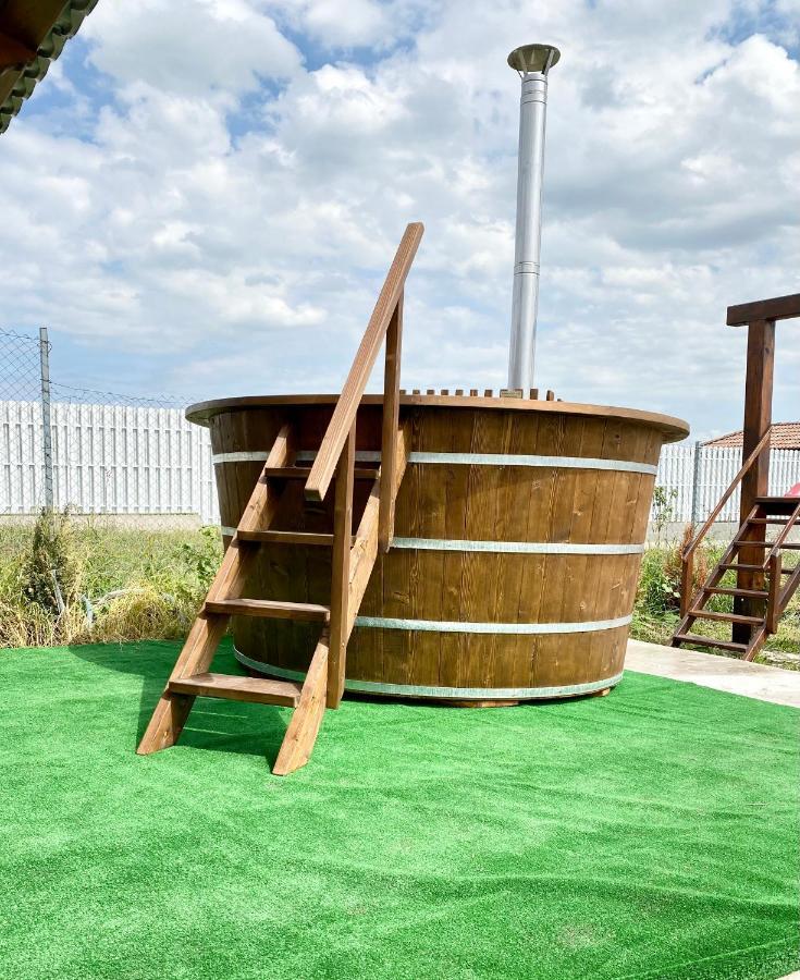 Casa Alba Hotel Sandulesti Екстериор снимка