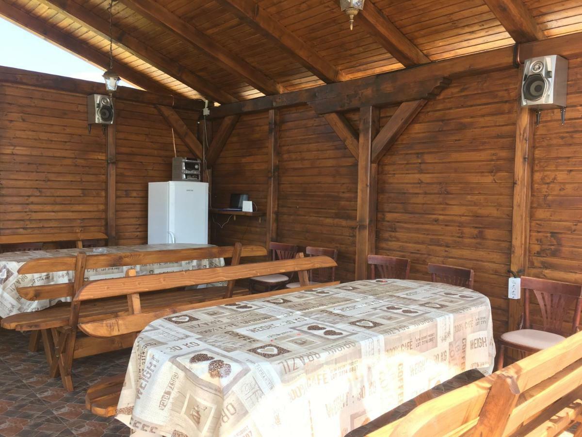 Casa Alba Hotel Sandulesti Екстериор снимка